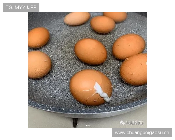 恩比德家的冰箱里塞满蛋白粉，连冰块都是鸡胸肉味的