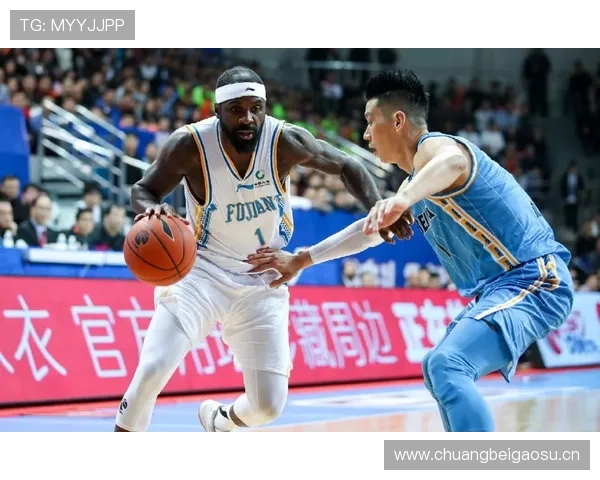 米卡尔·布里奇斯防守制造对位优势 提升球队关键回合效率